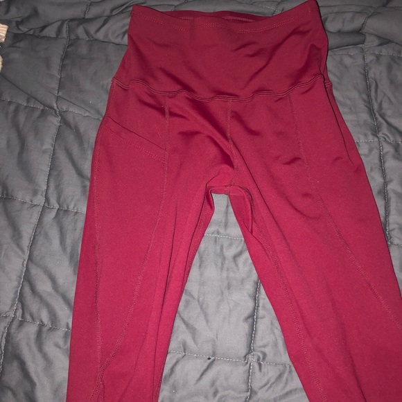 Pants - RED SIZE SMALL YOGA LEGGINGS Pants - RED SIZE SMALL YOGA LEGGINGS